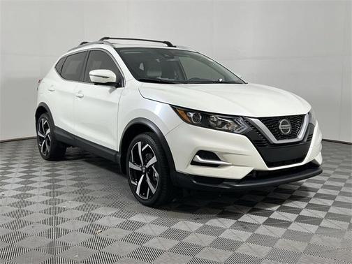 2022 Nissan Rogue Sport SL