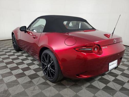 Soul Red Crystal Metallic 2026 Mazda MX-5 Miata Grand Touring