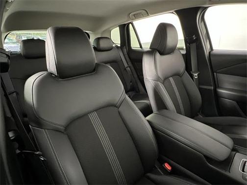 2024 Mazda CX-50 2.5 S Select Package