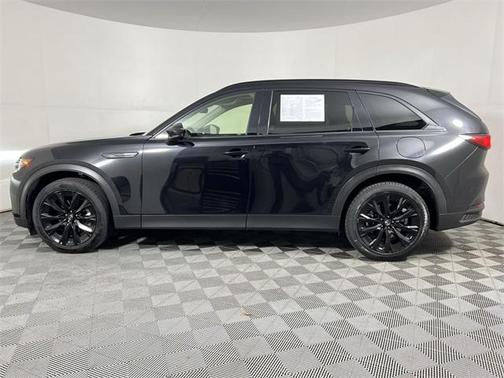 2025 Mazda CX-90 Premium