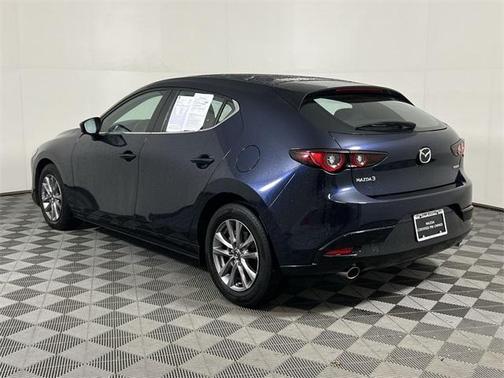 2022 Mazda Mazda3 2.5S FWD