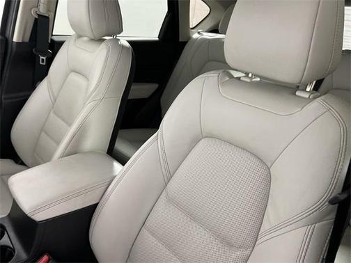 2023 Mazda CX-5 Premium Plus