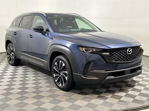 2025 Mazda CX-50 PLUS