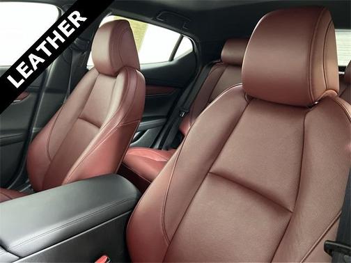 2022 Mazda Mazda3 FWD w/Premium Package