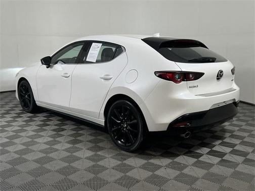 2022 Mazda Mazda3 FWD w/Premium Package