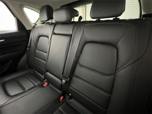 2022 Mazda CX-5 2.5 S Preferred Package
