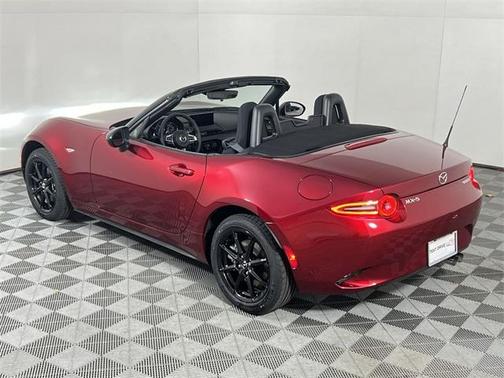 2025 Mazda MX-5 Miata Sport