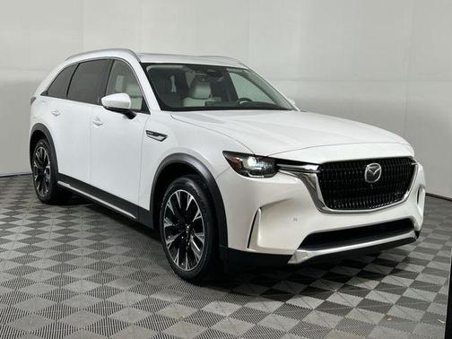 2024 Mazda CX-90 PHEV Premium Plus