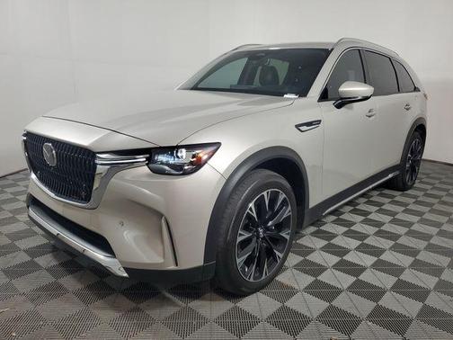 2024 Mazda CX-90 PHEV Premium Plus