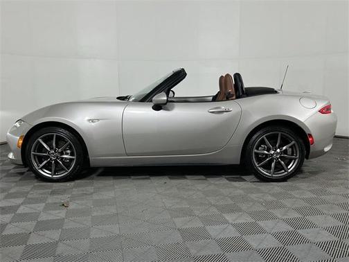 2022 Mazda MX-5 Miata Grand Touring
