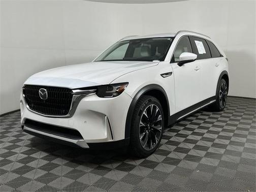 2024 Mazda CX-90 PHEV Premium Plus