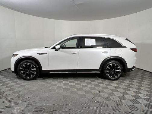 2024 Mazda CX-90 PHEV Premium Plus