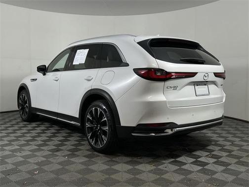 2024 Mazda CX-90 PHEV Premium Plus