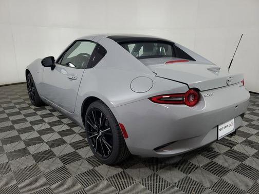 Aero Gray Metallic 2026 Mazda MX-5 Miata Grand Touring