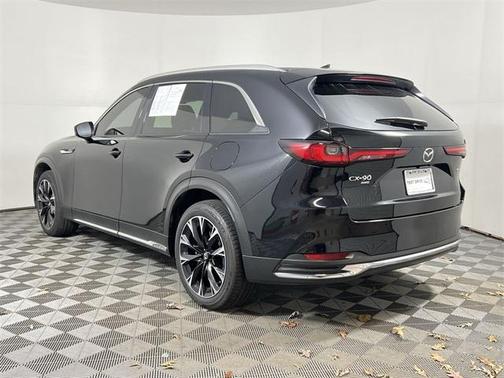 2024 Mazda CX-90 PHEV Premium Plus