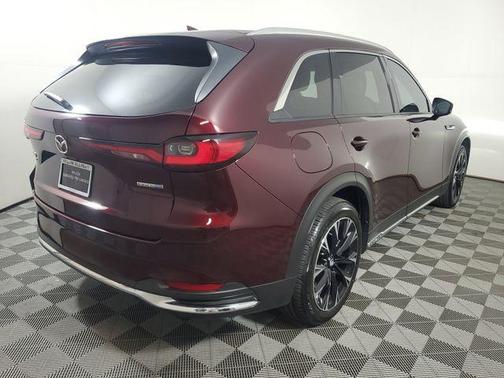 2024 Mazda CX-90 PHEV Premium Plus