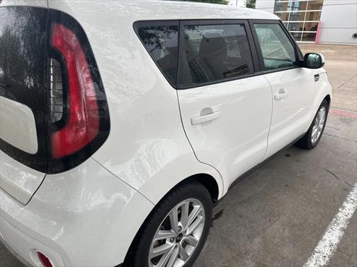 2019 Kia Soul +
