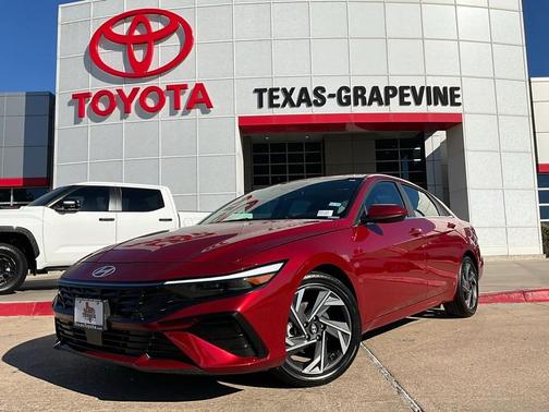 2025 Hyundai ELANTRA SEL