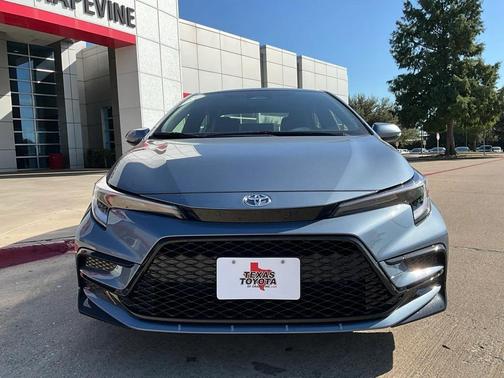 2026 Toyota Corolla Hybrid SE