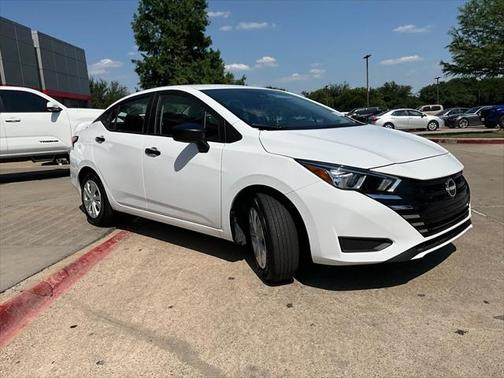 2024 Nissan Versa 1.6 S