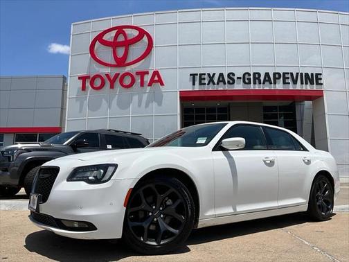 2022 Chrysler 300 S