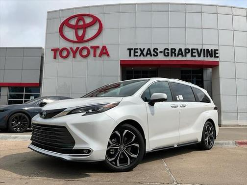 2025 Toyota Sienna Platinum 7 Passenger