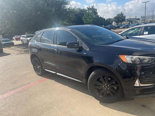 Agate Black Metallic 2022 Ford Edge ST Line