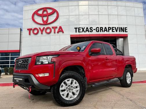 2022 Nissan Frontier SV