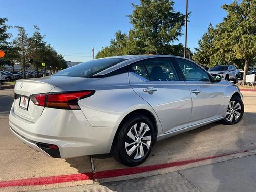 2024 Nissan Altima S FWD
