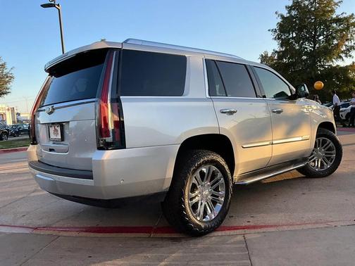 2020 Cadillac Escalade Base