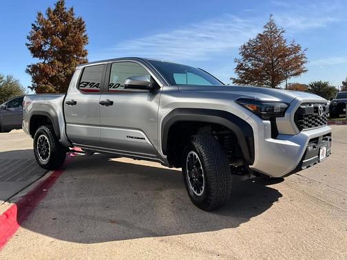 2025 Toyota Tacoma TRD Off-Road