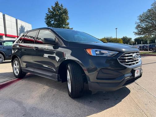 2021 Ford Edge SE