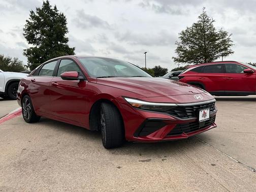 2025 Hyundai ELANTRA HEV Limited