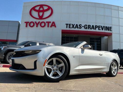 Silver Ice Metallic 2019 Chevrolet Camaro 1LT