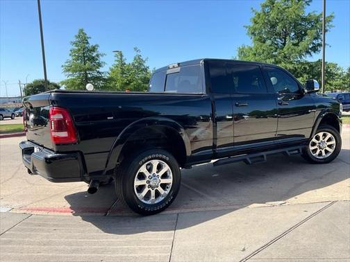 2020 RAM 2500 Laramie Mega Cab 4X4 6'4' Box
