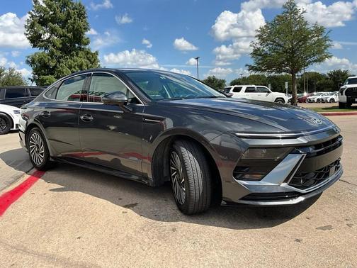 2024 Hyundai SONATA Hybrid SE