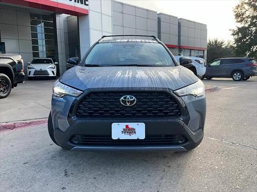 2025 Toyota Corolla Cross LE