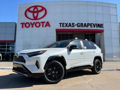 2025 Toyota RAV4 Hybrid SE