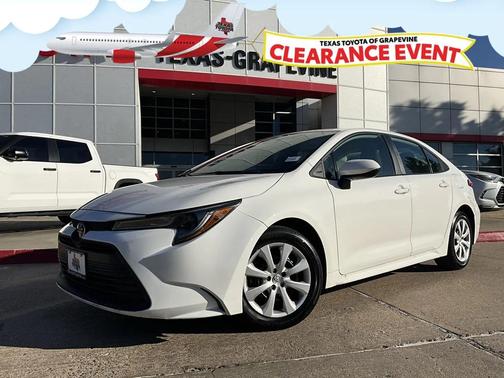 2024 Toyota Corolla LE