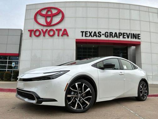 Wind Chill Pearl 2026 Toyota Prius Plug-In Hybrid XSE Premium