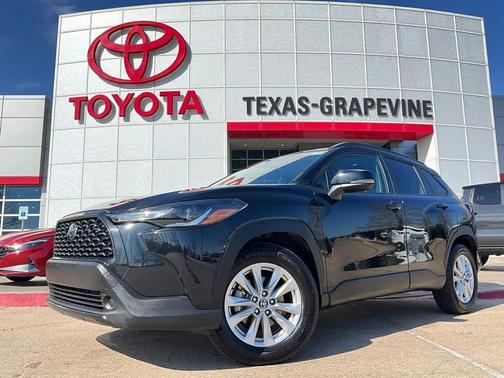 2025 Toyota Corolla Cross LE