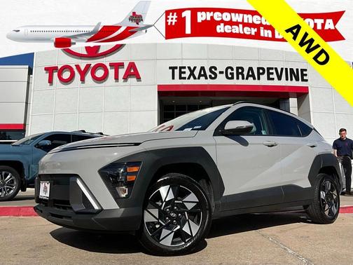 2025 Hyundai KONA SEL