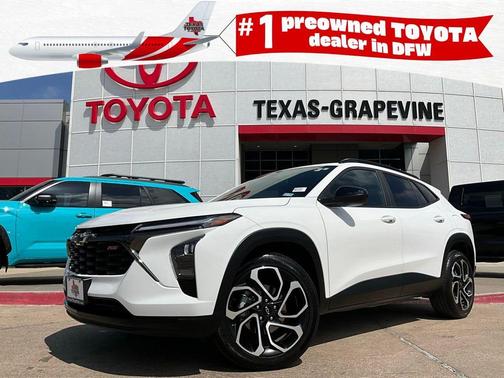 Summit White 2024 Chevrolet Trax FWD 2RS