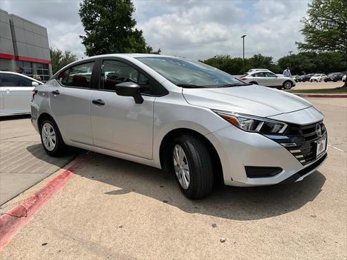 2024 Nissan Versa 1.6 S