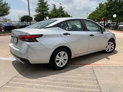 2024 Nissan Versa 1.6 S