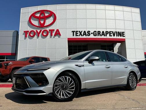 2024 Hyundai SONATA Hybrid SE