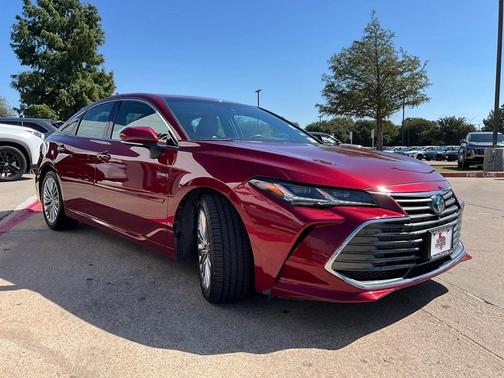 2019 Toyota Avalon Hybrid Limited