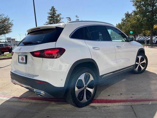 2024 Mercedes-Benz GLA 250 Base