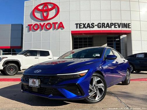 2025 Hyundai ELANTRA SEL