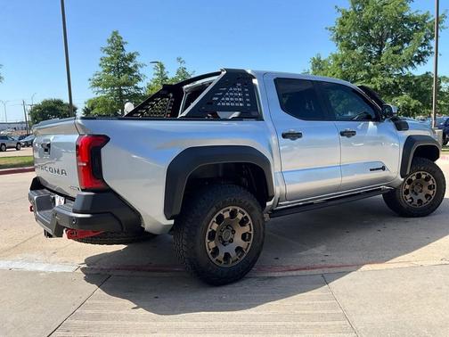 2025 Toyota Tacoma Hybrid Trailhunter